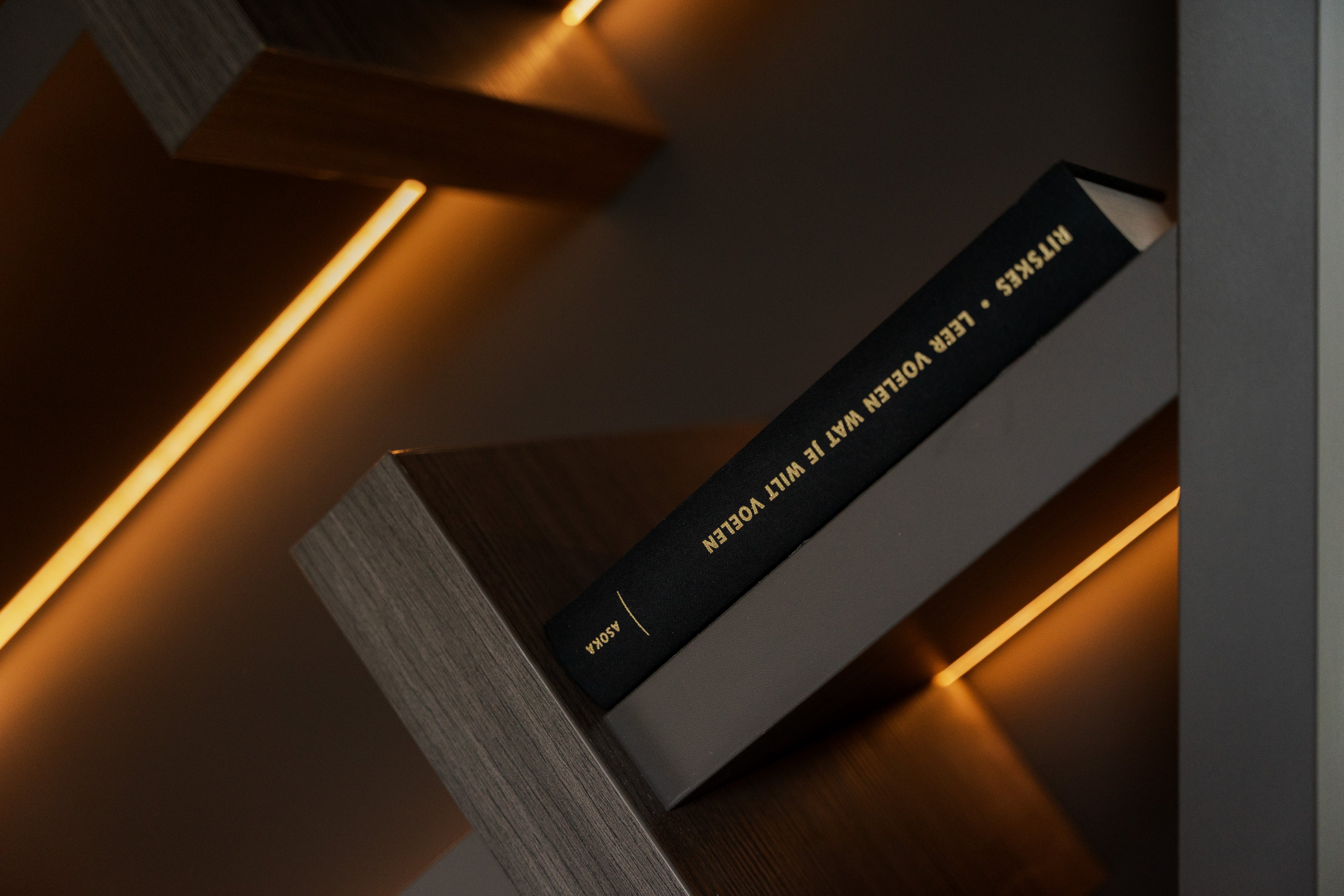 Van zolder naar stijlvolle werkruimte