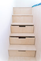 Hoog bed met slimme opbergruimte